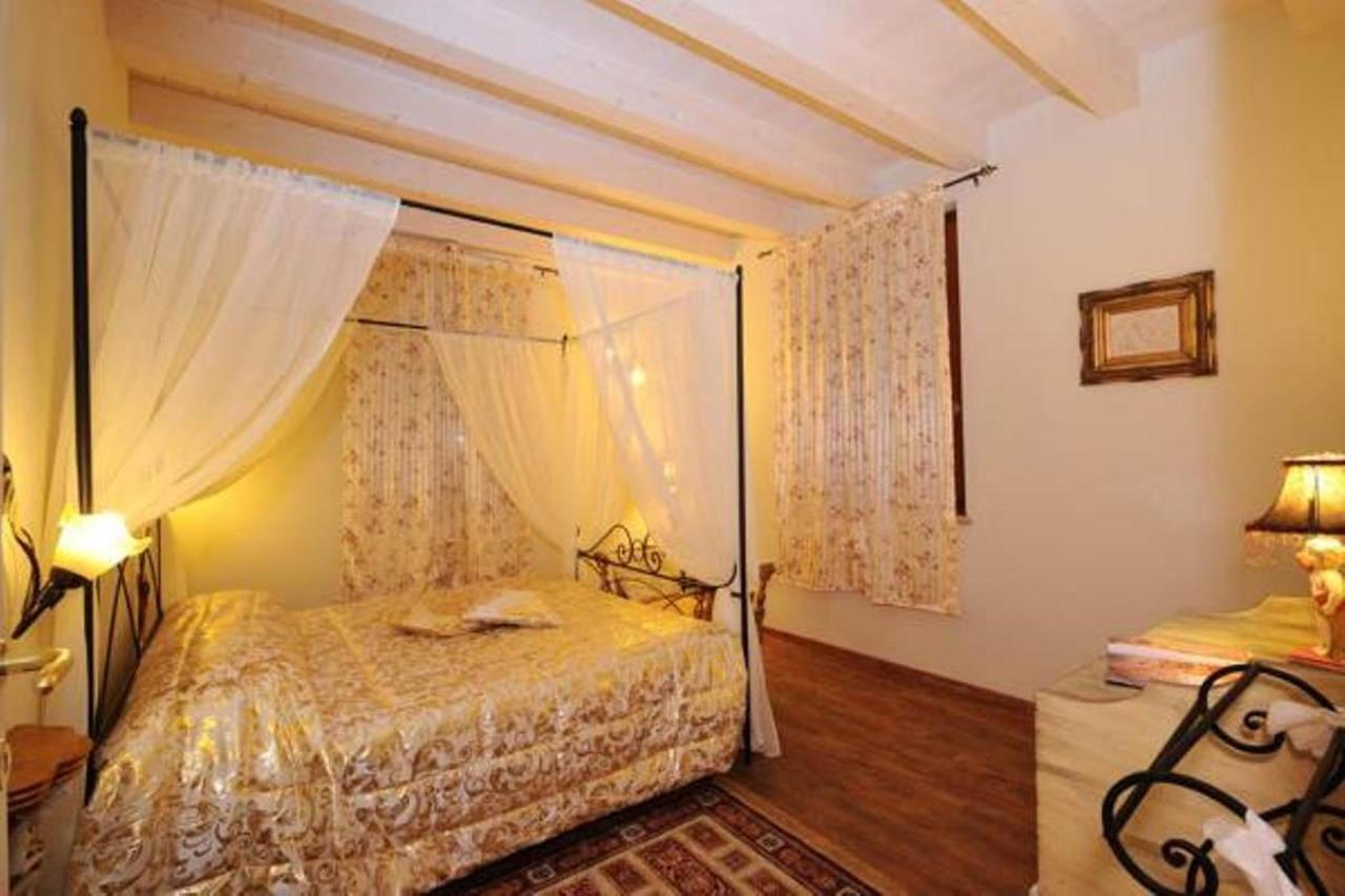 Residence Ca Di Capri Буссоленго Екстер'єр фото