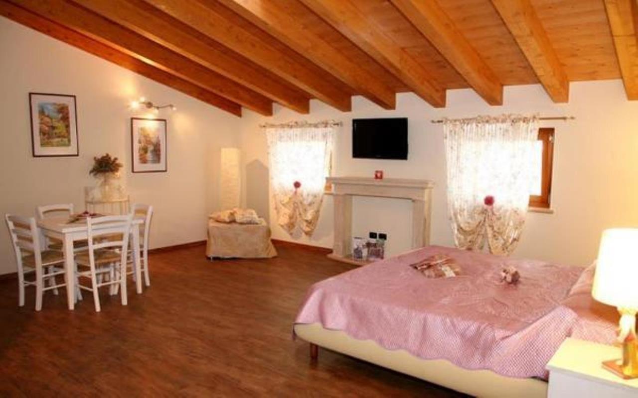 Residence Ca Di Capri Буссоленго Екстер'єр фото