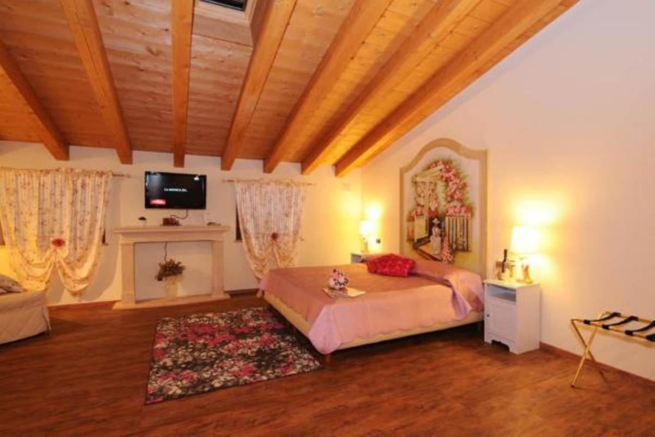 Residence Ca Di Capri Буссоленго Екстер'єр фото